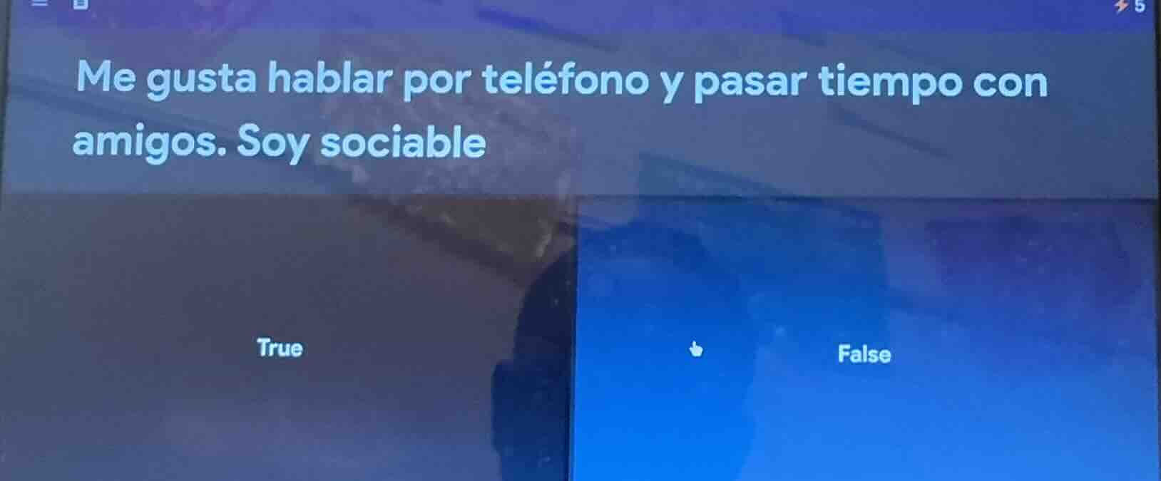 me gusta hablar por teléfono y pasar tiempo con amigos. soy sociable tr…