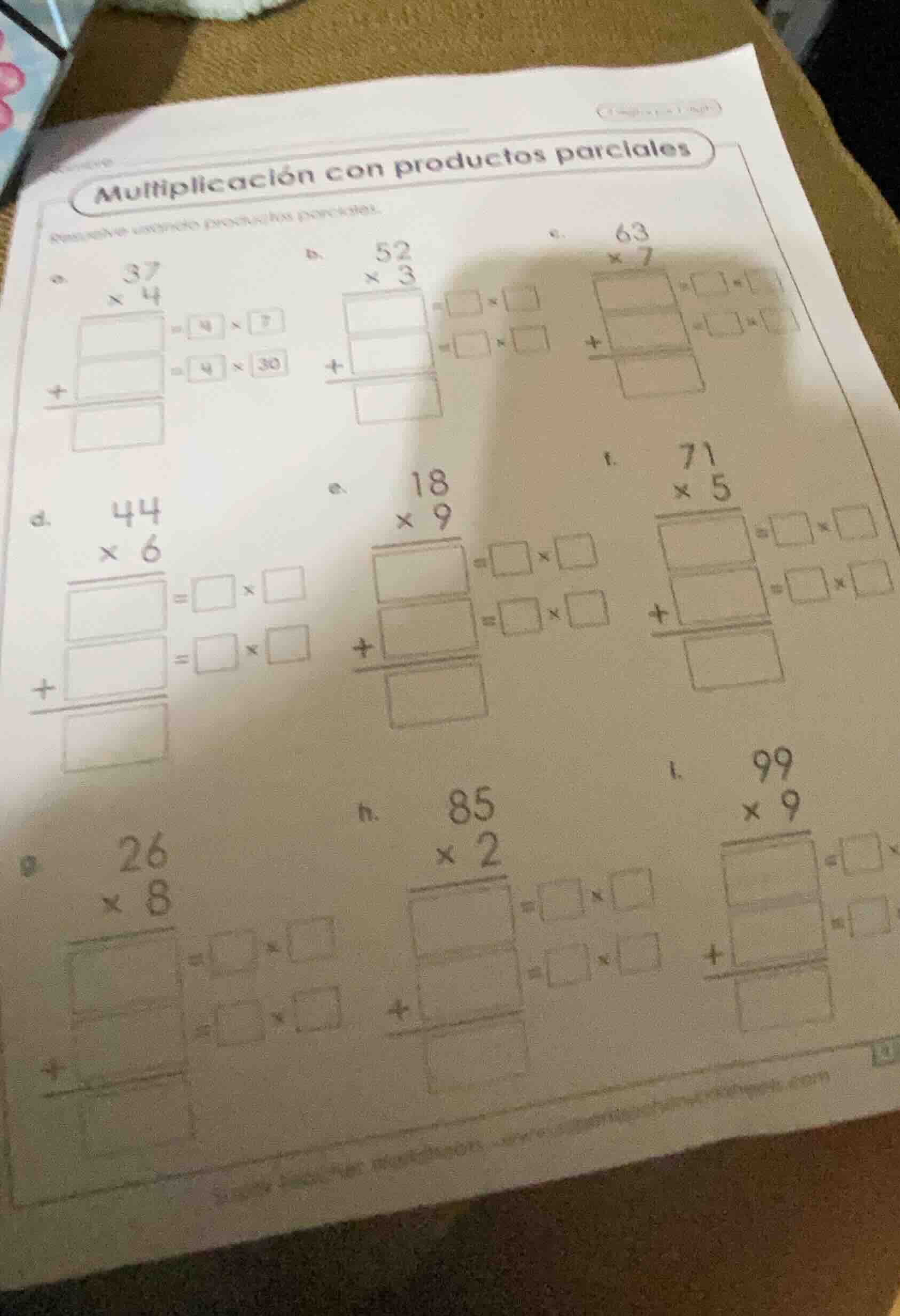 multiplicación con productos parciales resuelve usando productos parcia…