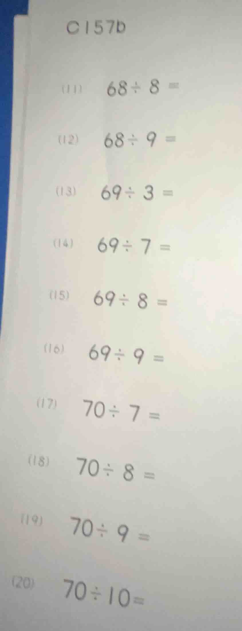 c157d (11) $68\\div8=$ (12) $68\\div9=$ (13) $69\\div3=$ (14) $69\\div7…