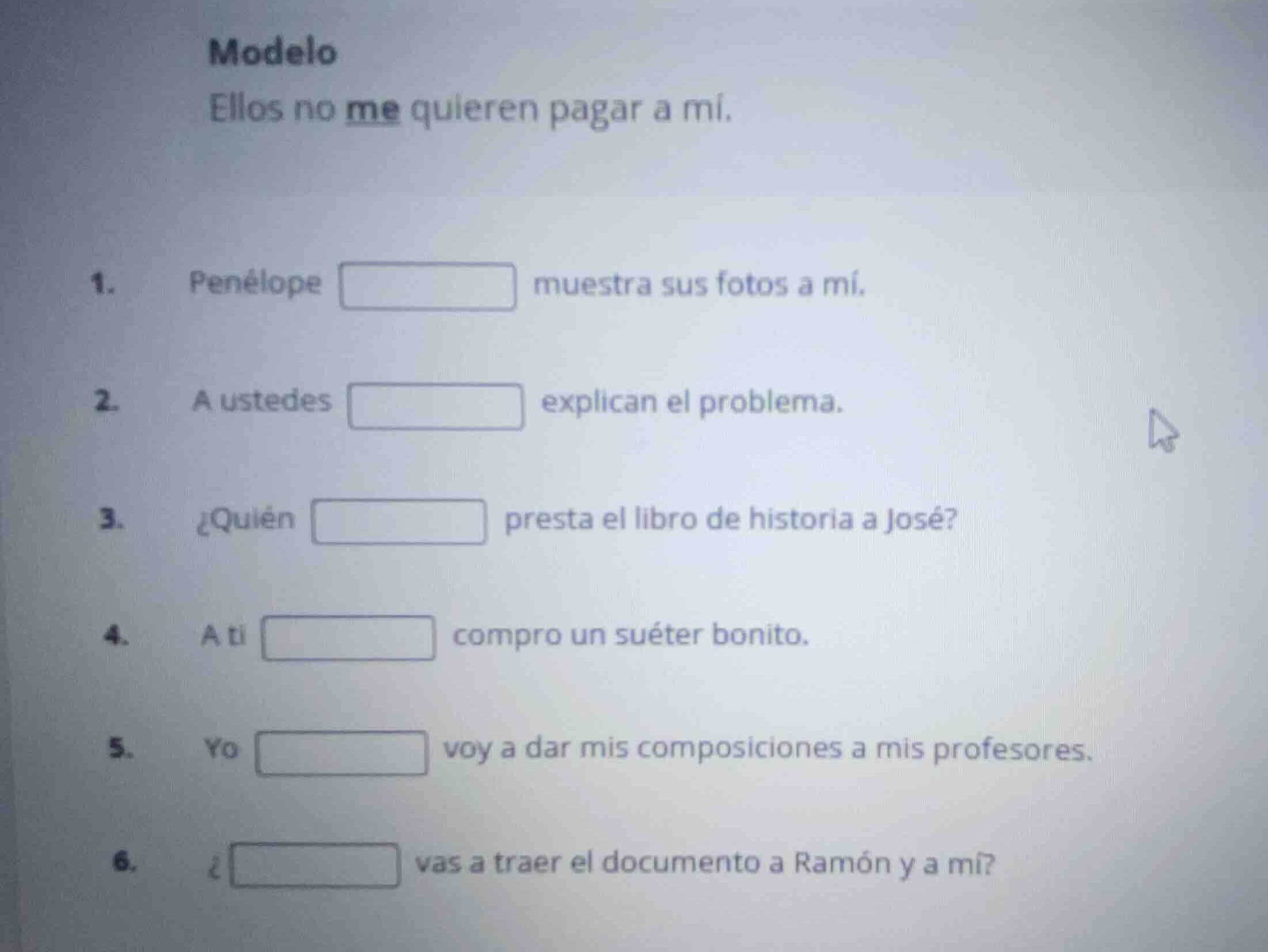 modelo ellos no me quieren pagar a mí. 1. penélope muestra sus fotos a …