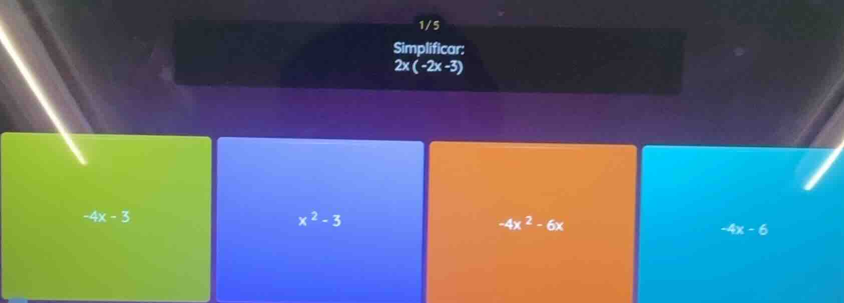 simplificar: \\(2x(-2x - 3)\\) - \\(-4x - 3\\) - \\(x^2 - 3\\) - \\(-4x…