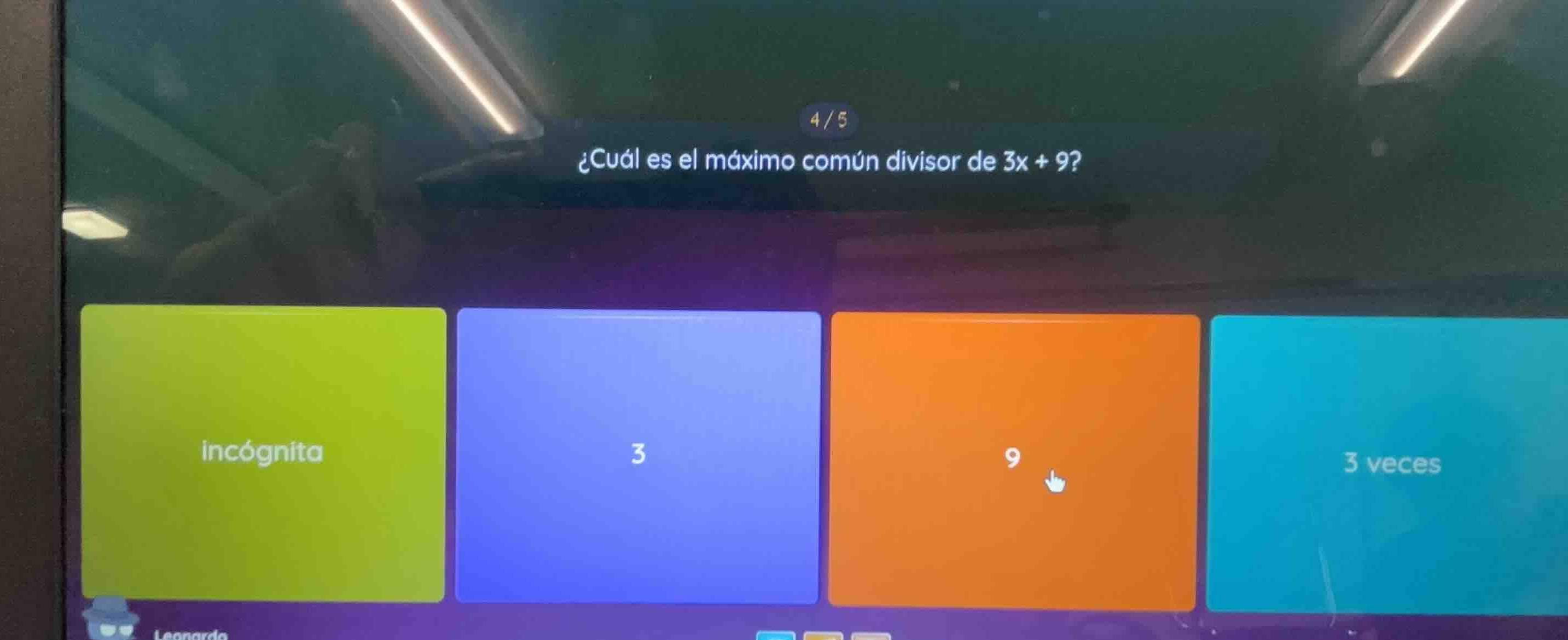 ¿cuál es el máximo común divisor de (3x + 9)? - incógnita - 3 - 9 - 3 v…