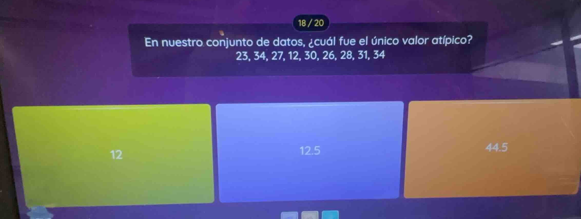 en nuestro conjunto de datos, ¿cuál fue el único valor atípico? 23, 34,…