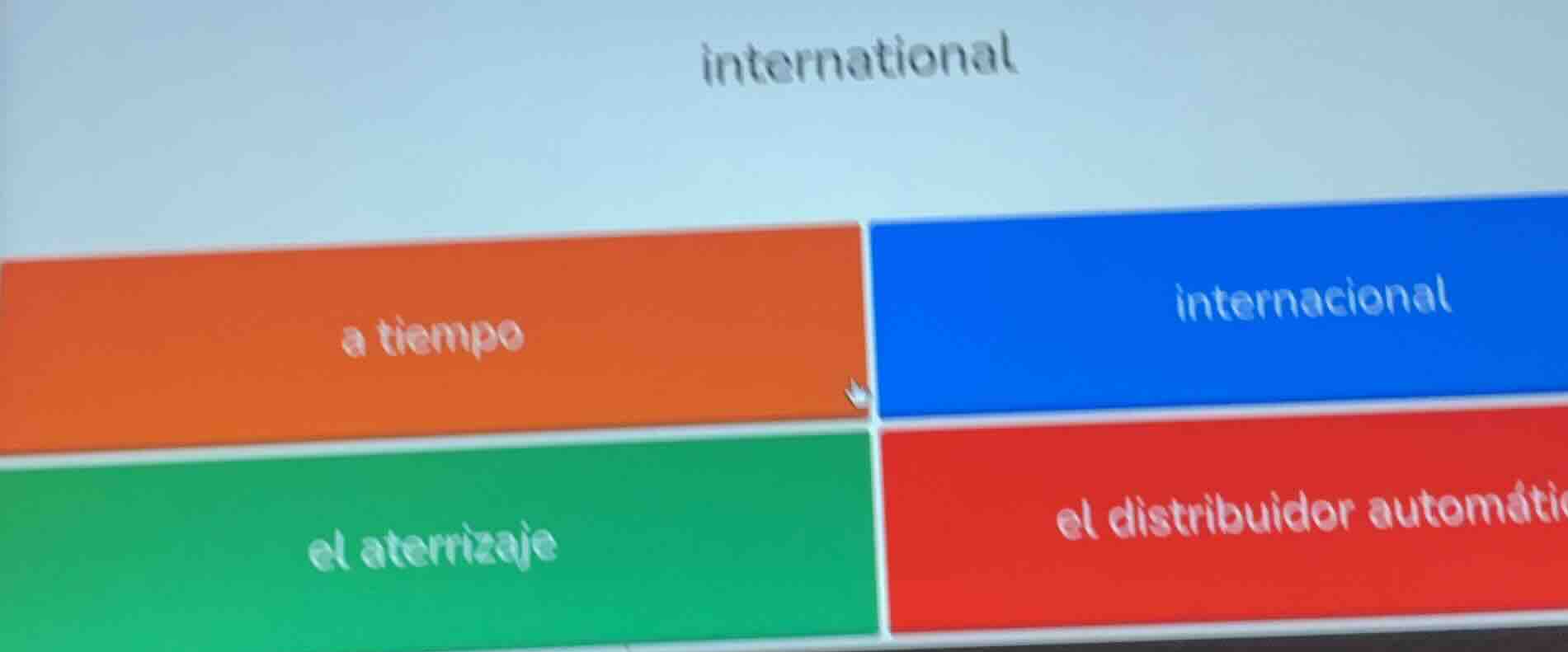 international a tiempo internacional el aterrizaje el distribuidor auto…